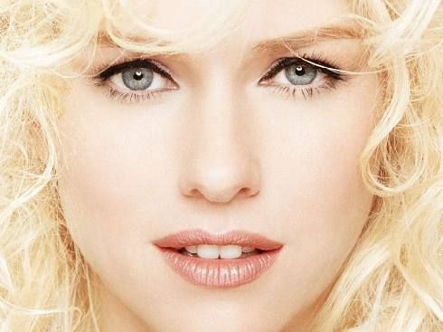 https://www.showbiz.cz/files/gallery/8f/8fd6f6fe928ad09a1174205f65d0ae331312542521.jpg