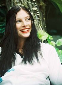https://www.showbiz.cz/public/files/gallery/thumb/fa/fab8a87265aa261f9b0f775e52e46c9b1312481648.jpg